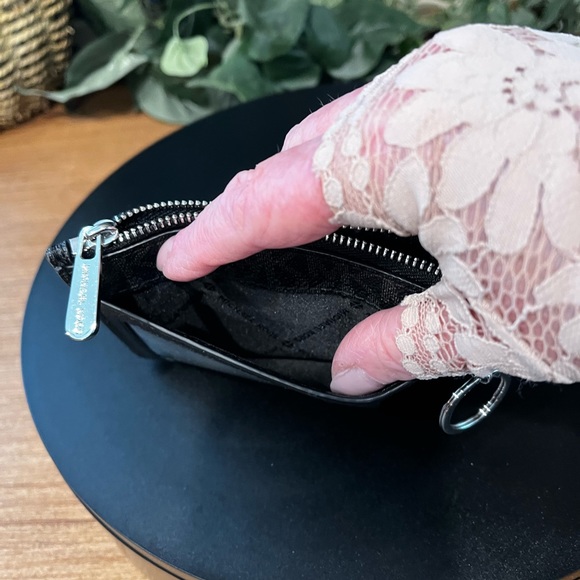 Michael Kors Jet Set Travel Small Top Zip Coin Pouch With ID Holder - Picture 3 of 5